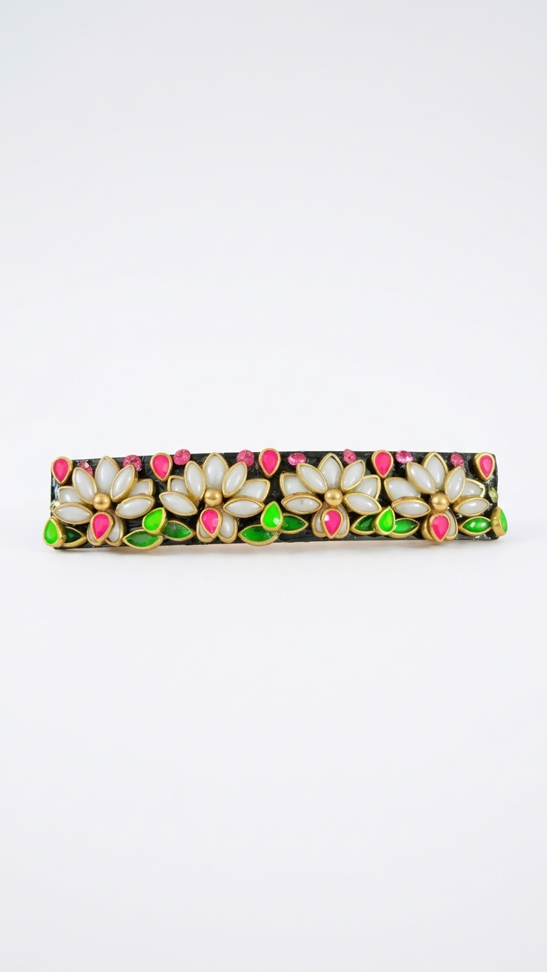 Kundan centre clips  (SN-01-0000026)