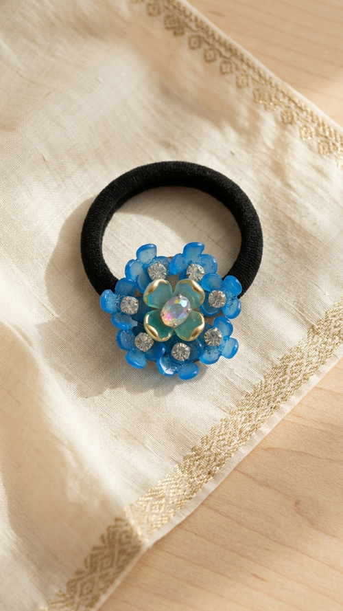 Brooch Petal and crystal Hair Tie (SN-01-0000055)