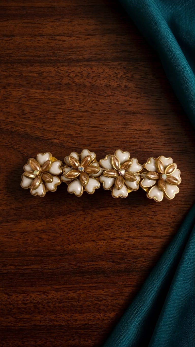 Grand kundan hair clips  SN-01-0000443