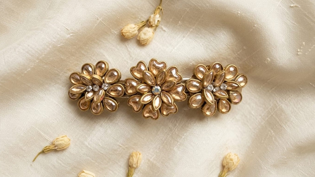 Grand kundan hair clips  SN-01-0000437