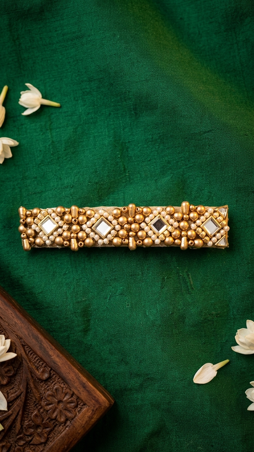 Aari Designer centre clips (SN-01-0000017)