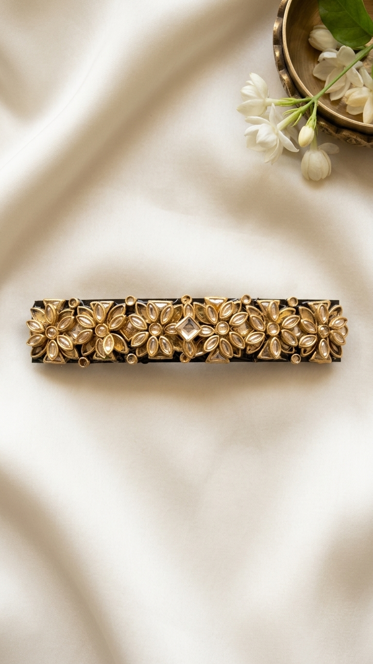 Kundan centre clips  (SN-01-0000025)