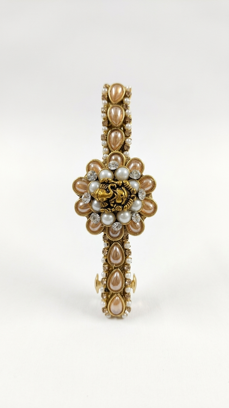 Traditional Centre Clips (SN-01-0000235)
