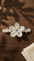 Floral clips  SN-01-0000315